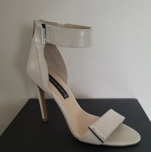 Beautiful Steve Madden heel